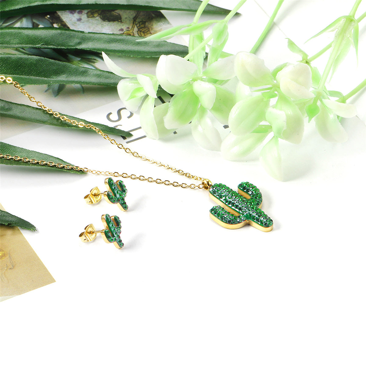 Green Resin and Cubic Zirconia 18K Gold-Plated Pendant Necklace and Stud Earrings, gold stud earrings..., detail close-up