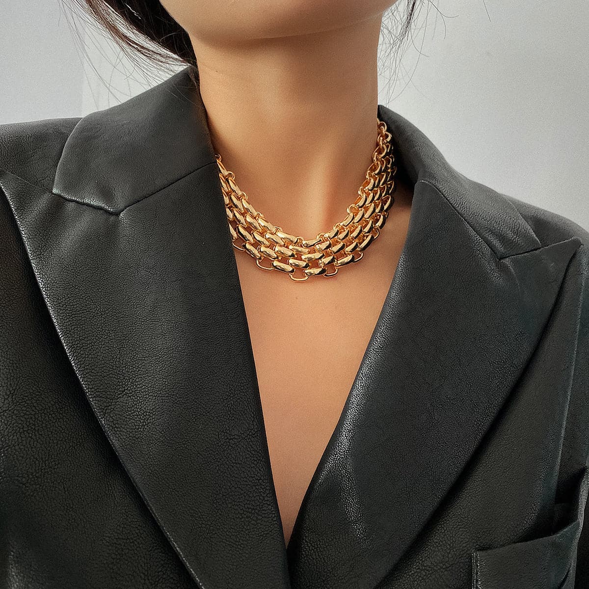18K Gold-Plated Chunky Panther Chain Choker Necklace, gold pendant necklace for women, vintage-inspired design, front view