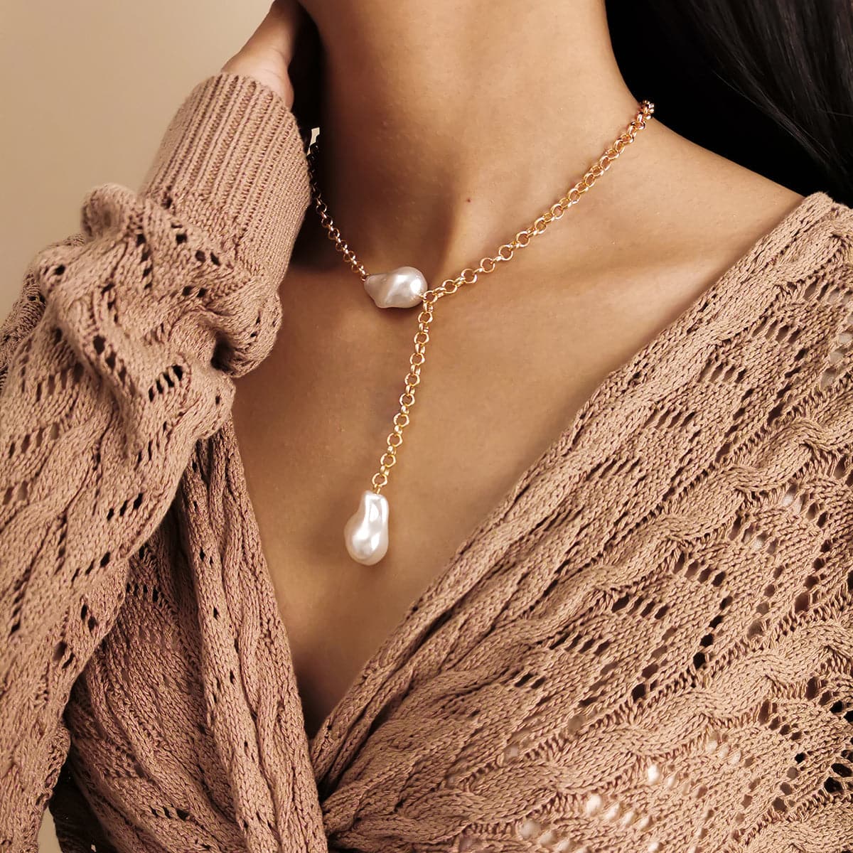 Pearl and 18K Gold-Plated Lariat Necklace, gold pendant necklace for women, everyday style, front view
