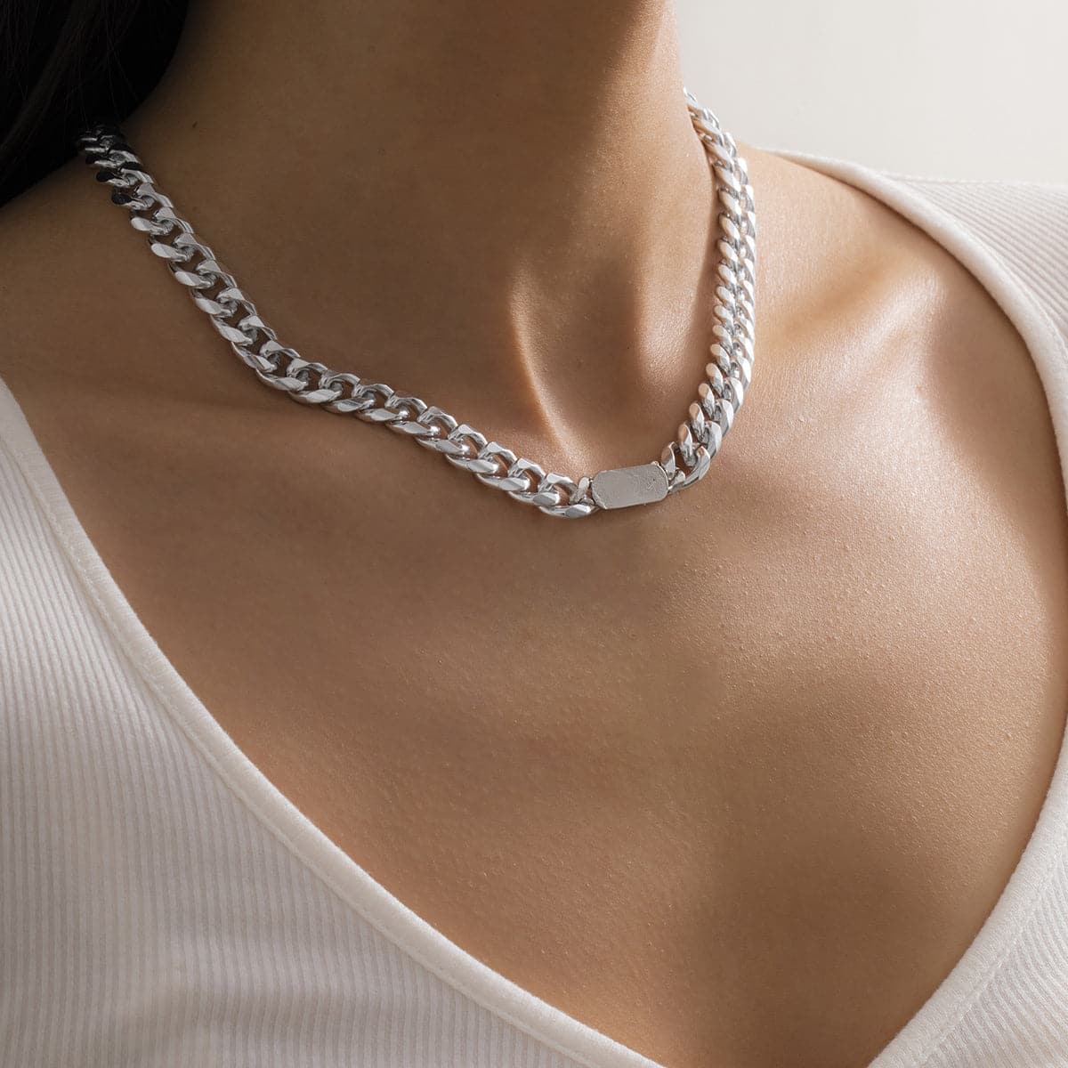 Silver-Plated Curb Chain Bar Choker Necklace, chunky silver choker necklace, elegant gift for her, front view
