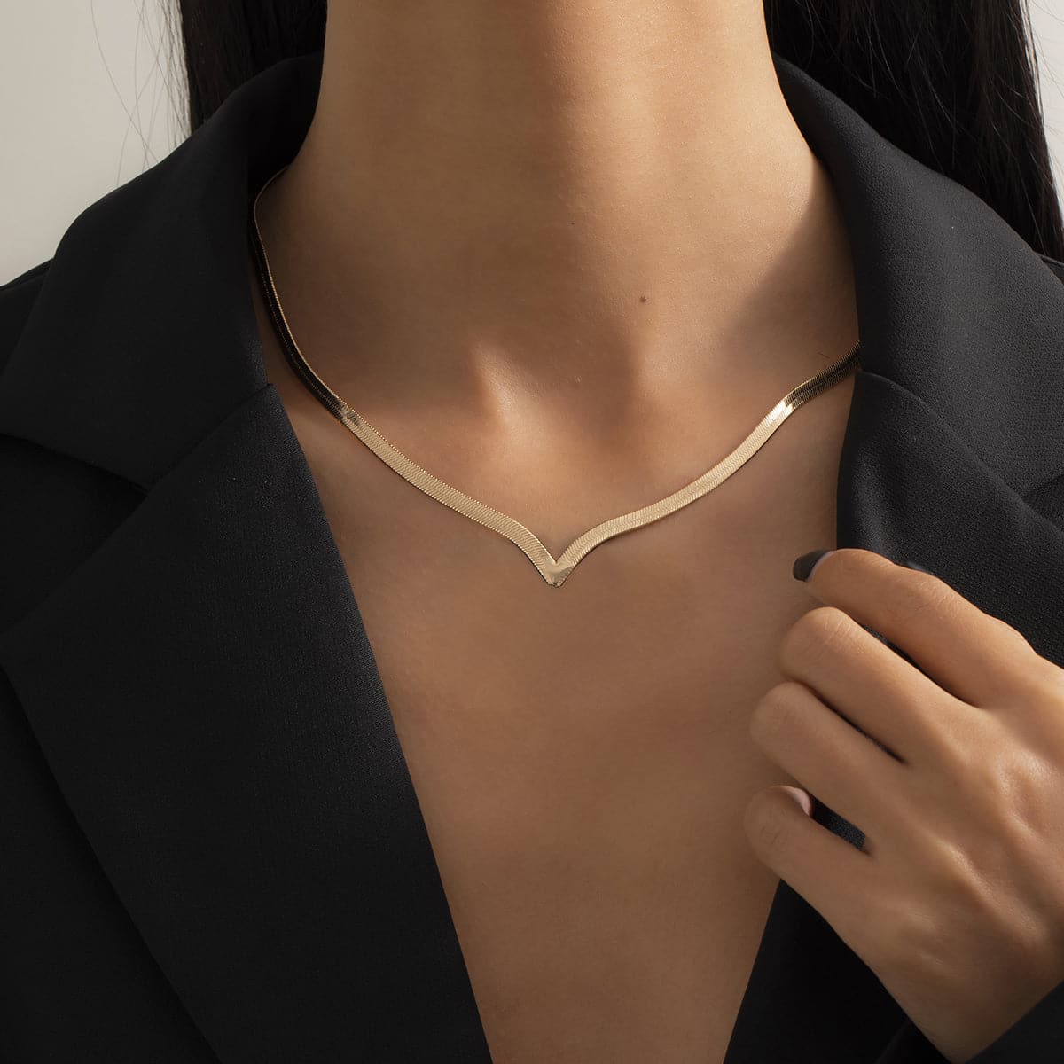 18K Gold-Plated Snake Chain V Necklace, chunky gold choker necklace, botanical inspired, front view