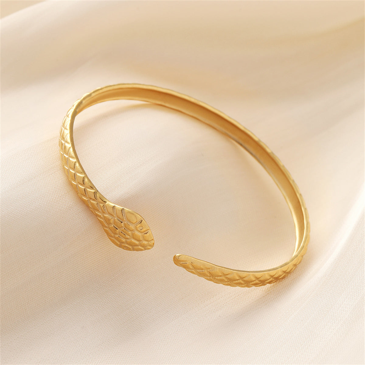 18K Gold-Plated Snake Cuff, gold bracelet for women, elegant gift for her, detail close-up