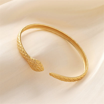 18K Gold-Plated Snake Cuff, gold bracelet for women, elegant gift for her, detail close-up