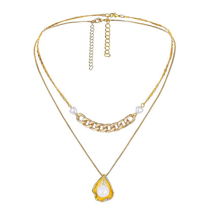 Pearl and 18K Gold-Plated Shell Pendant Necklace Set, jewelry gift sets for women, dainty minimalist design, detail close-up