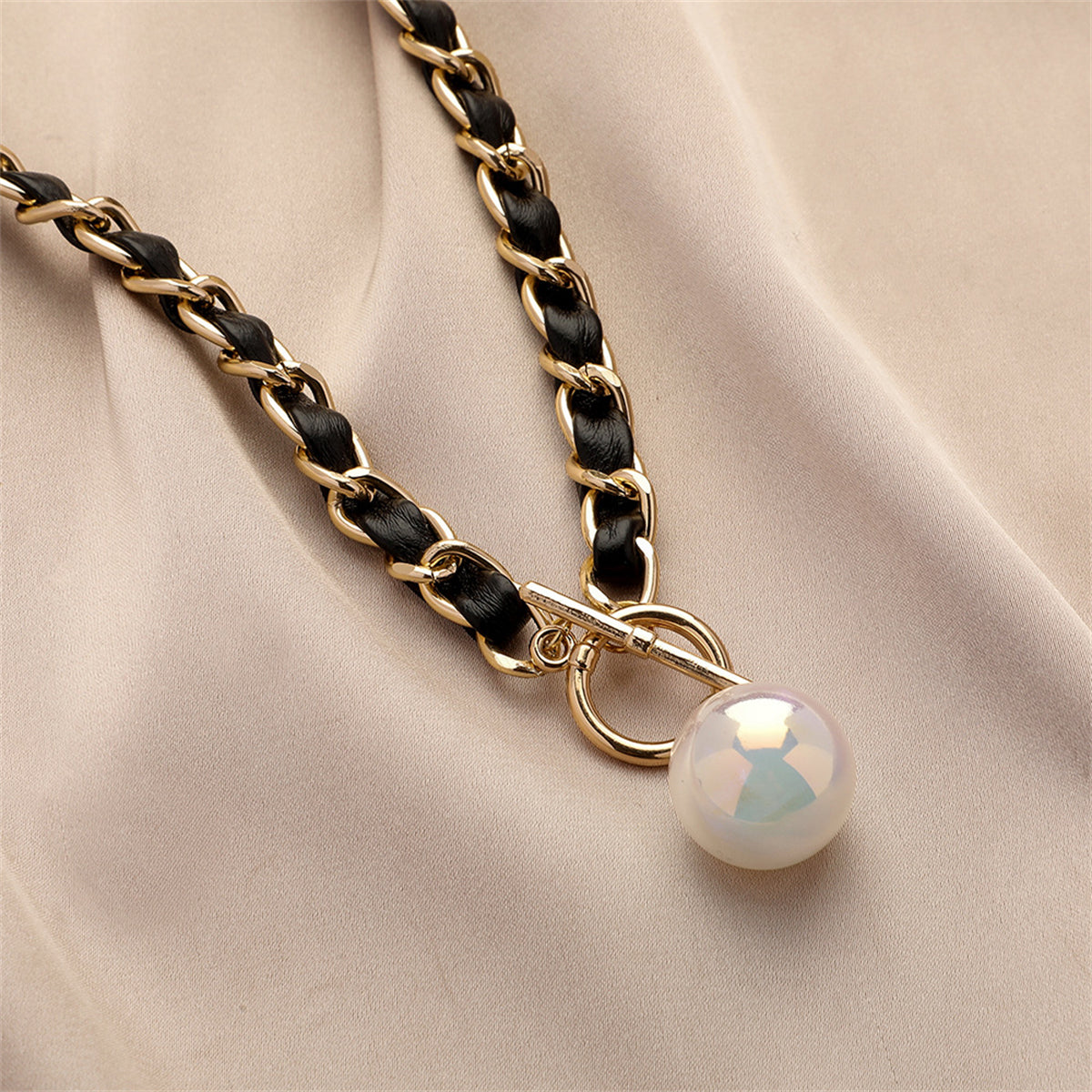 Pearl & Polystyrene 18K Gold-Plated Toggle Pendant Necklace