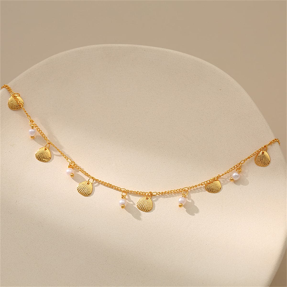 Pearl and 18K Gold-Plated Shell Station Anklet, gold anklet bracelet, elegant gift for her, lifestyle look