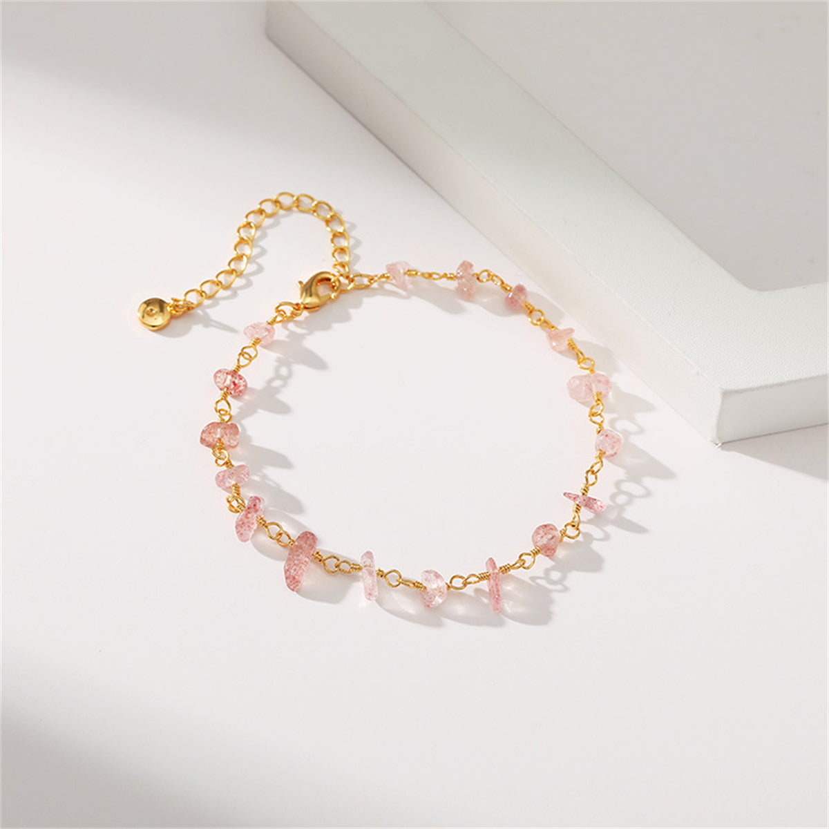 Pink Resin and 18K Gold-Plated Bracelet, gold bracelet for women, elegant gift for her, detail close-up