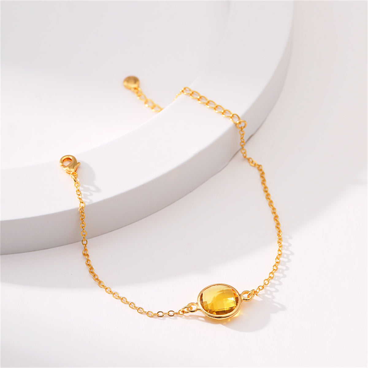 Amber Crystal and 18K Gold-Plated Round Bracelet, gold bracelet for women, dainty minimalist design, lifestyle look