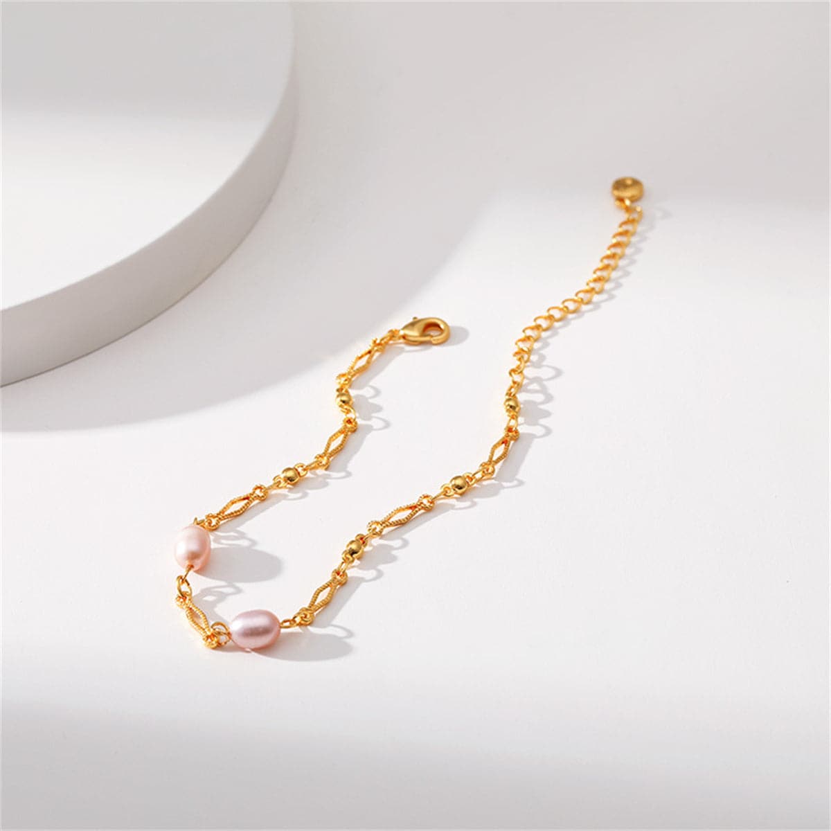 Pink Pearl and 18K Gold-Plated Diamond-Cut Bracelet, gold bracelet for women, botanical inspired, detail close-up