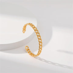 Elegant twisted design bracelet in 18K gold plating, a stylish cuff that enhances any jewelry collection.