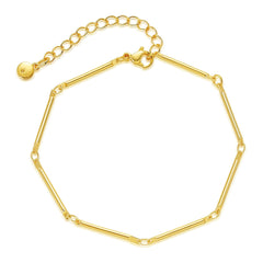 Elegant 18K gold-plated bar station bracelet featuring a sleek design of a single chain link for a timeless look.