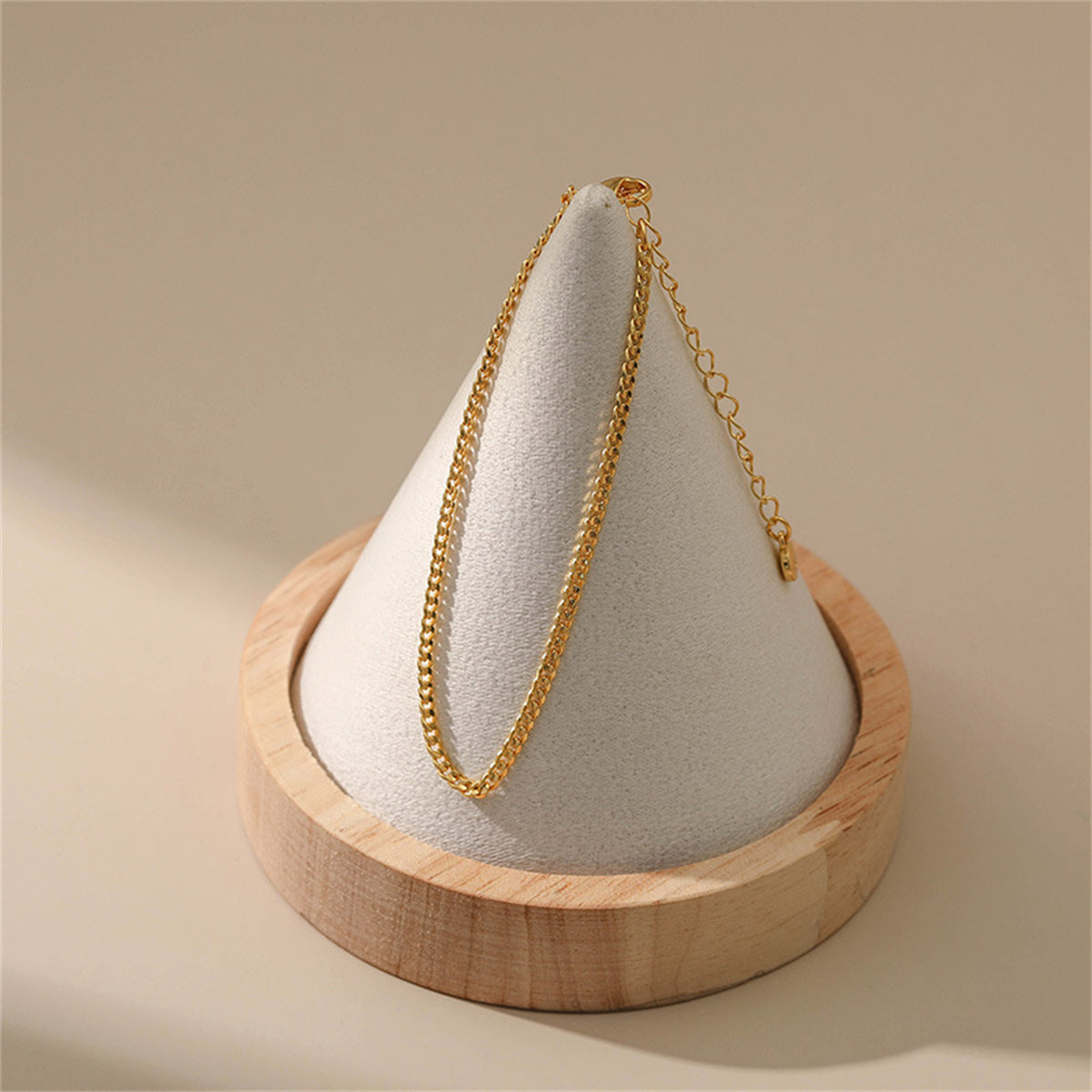 18K Gold-Plated Curb Chain Bracelet, gold bracelet for women, elegant gift for her, styled look