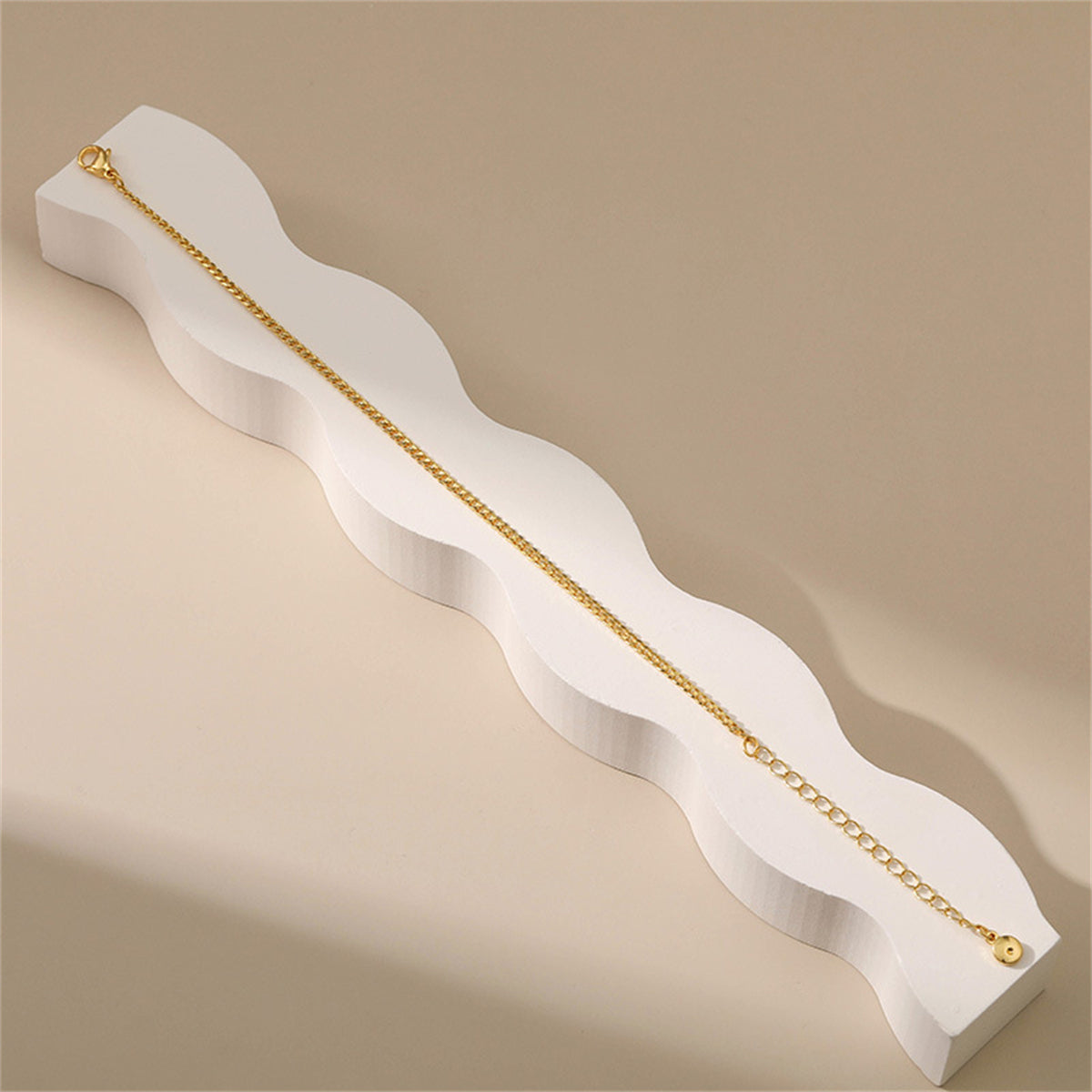 18K Gold-Plated Curb Chain Bracelet, gold bracelet for women, elegant gift for her, side view