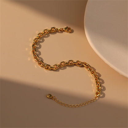18K Gold-Plated Figaro Chain Bracelet, gold bracelet for women, elegant gift for her, lifestyle look