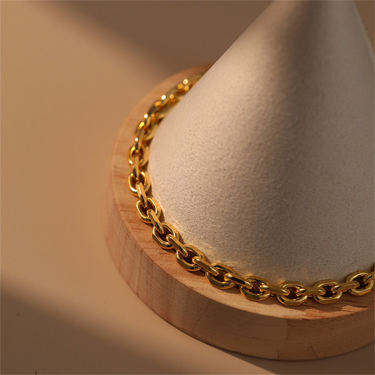 18K Gold-Plated Figaro Chain Bracelet, gold bracelet for women, elegant gift for her, styled look