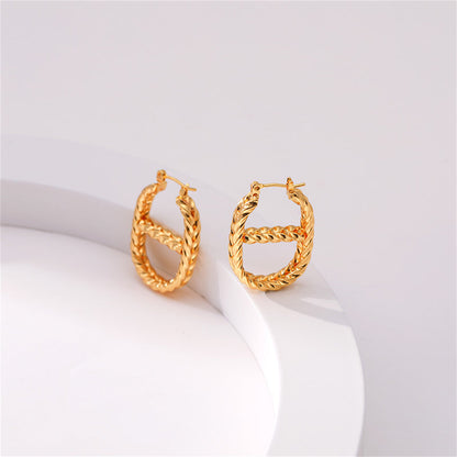 18K Gold-Plated Twine Oval Huggie Earrings, gold huggie earrings, everyday style, detail close-up