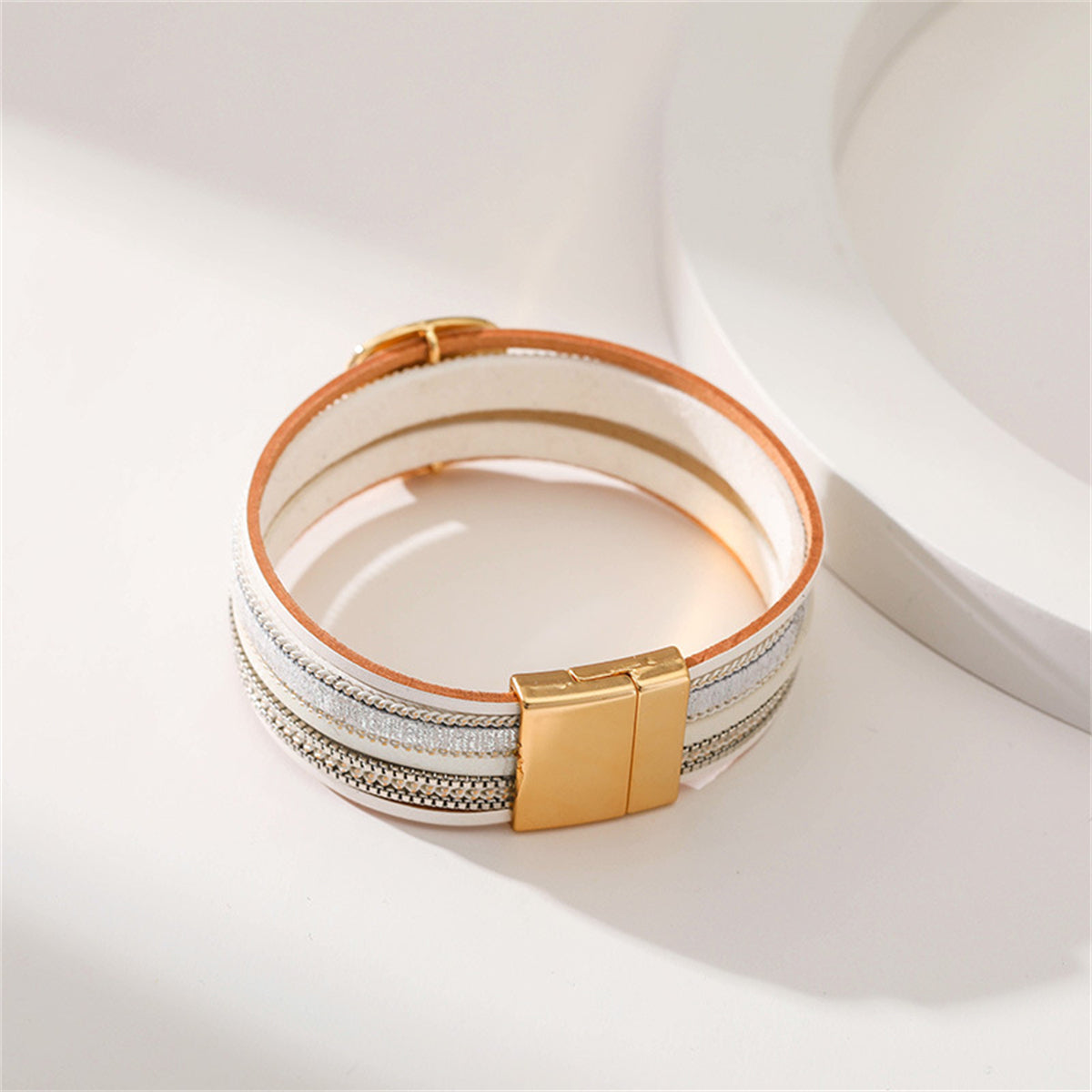 White Polystyrene and 18K Gold-Plated Pea Layered Bracelet, gold bracelet for women, dainty minimalist design, styled look