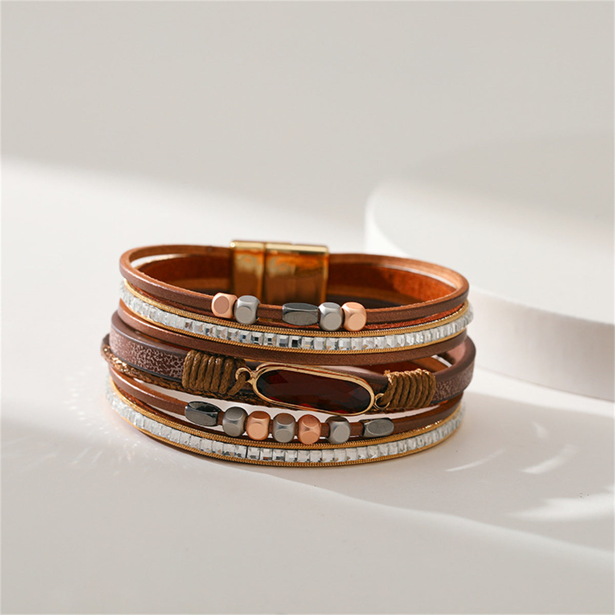 Crystal and Brown Polystyrene 18K Gold-Plated Multistrand Bracelet, gold bracelet for women, detail close-up