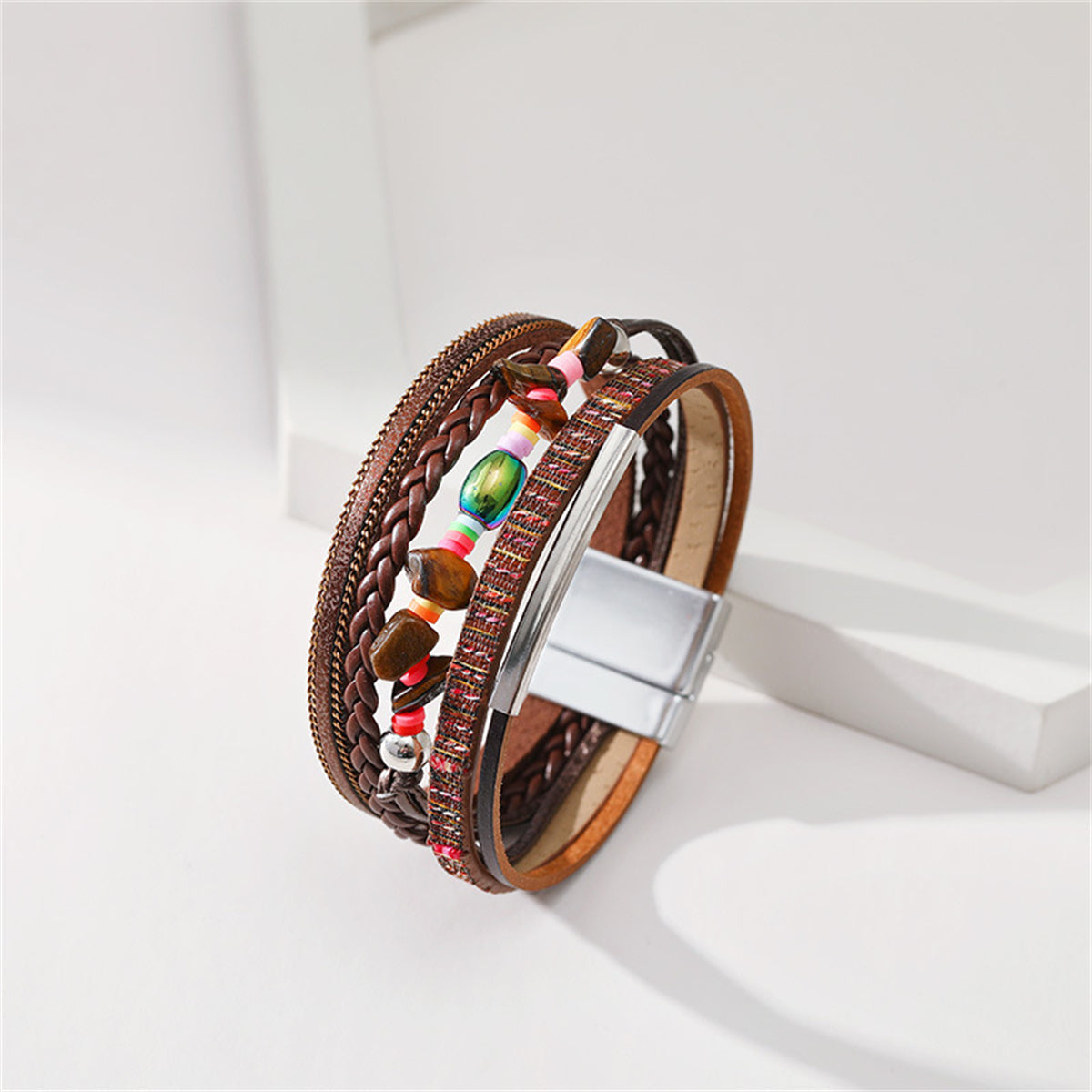 Brown Polystyrene and Resin Layered Bracelet, bracelet for women, dainty minimalist design, lifestyle look