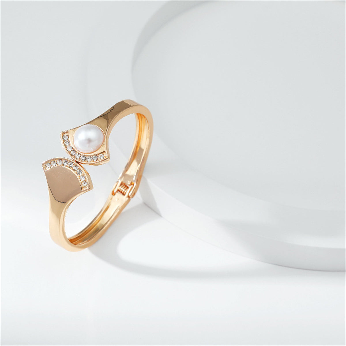Pearl and Cubic Zirconia 18K Gold-Plated Fan Hinge Bangle, gold bangle bracelet, vintage-inspired design, detail close-up