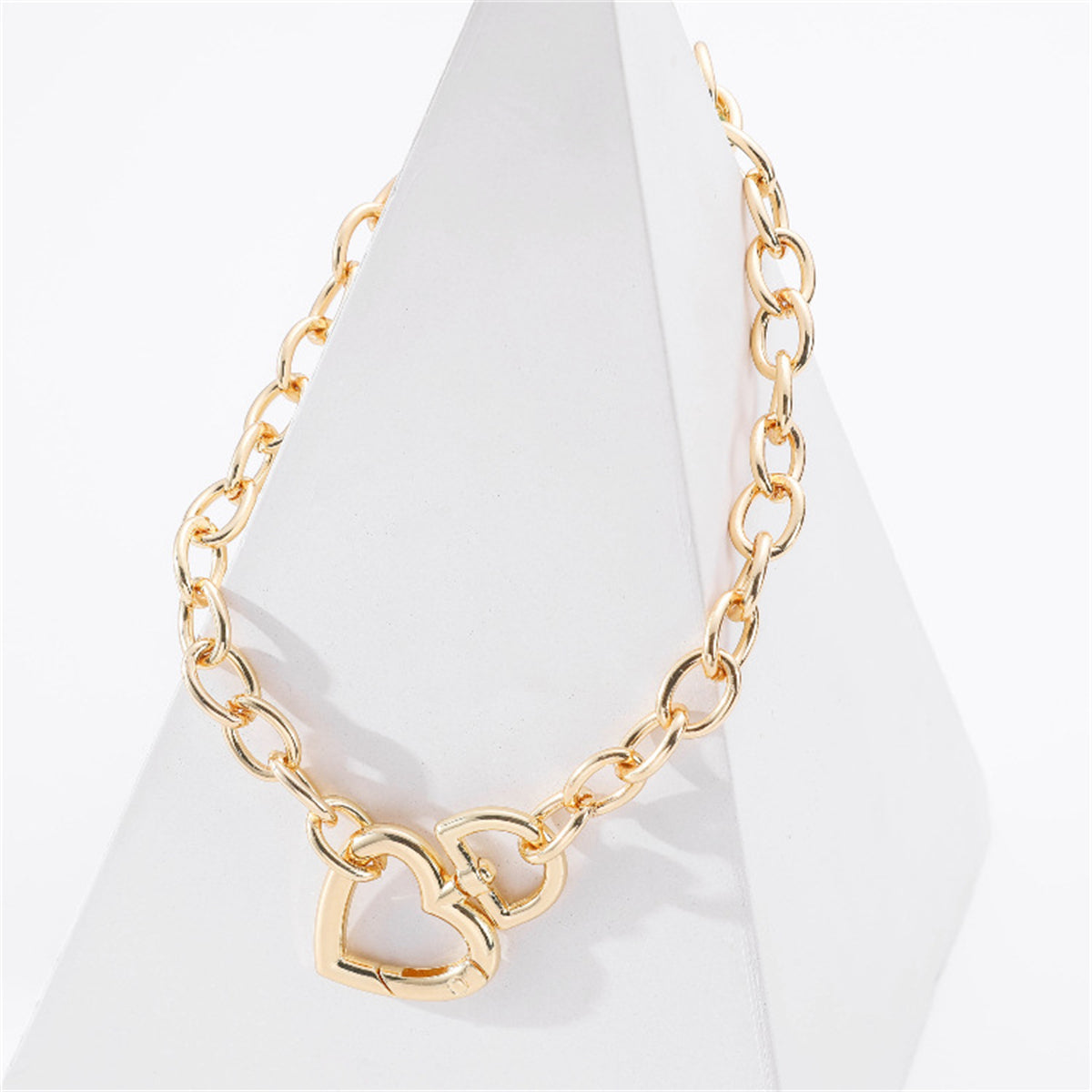18K Gold-Plated Heart Chunky Cable Chain Pendant Necklace, gold pendant necklace for women, botanical inspired, styled look