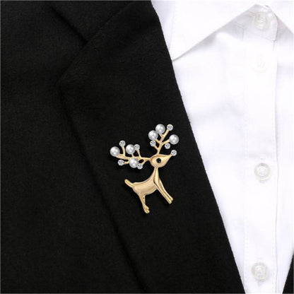 Cubic Zirconia and Pearl 18K Gold-Plated Reindeer Brooch, gold brooch pin, everyday style, detail close-up
