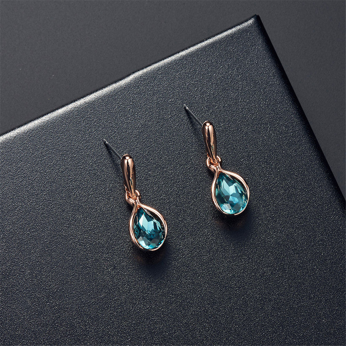 Blue and White Cubic Zirconia Pendant Necklace and Drop Earrings, drop earrings for women, detail close-up