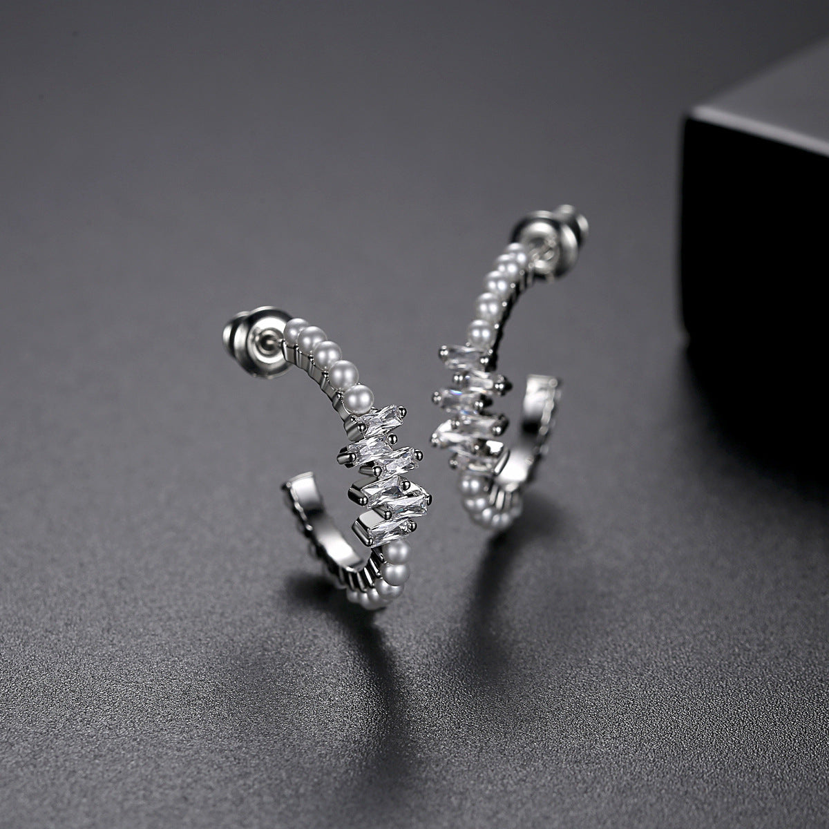 Crystal and Pearl Silver-Plated Hoop Earrings, vintage-inspired design, detail close-up