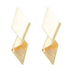18k Gold-Plated Twisted Sequin Stud Earrings - streetregion