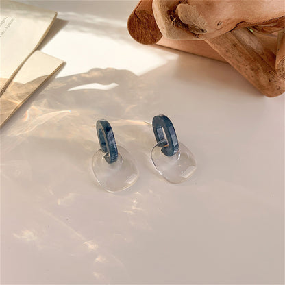 Blue and Clear Interlocked Rings Drop Earrings, drop earrings for women, elegant gift for her, lifestyle look