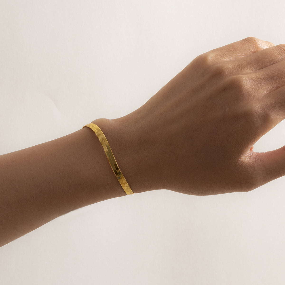 18K Gold-Plated Herringbone Chain Bracelet, gold bracelet for women, elegant gift for her, lifestyle look