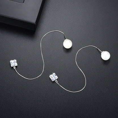 Crystal and Pearl Silver-Plated Cube Ear Threaders, silver drop earrings for women, vintage-inspired design, detail close-up