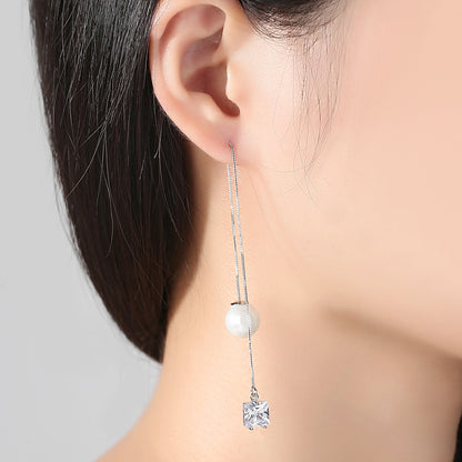 Crystal and Pearl Silver-Plated Cube Ear Threaders, silver drop earrings for women, vintage-inspired design, lifestyle look