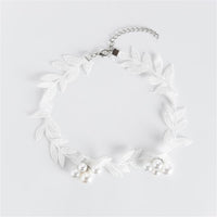 Imitation Pearl & White Lace Leaves Choker Necklace