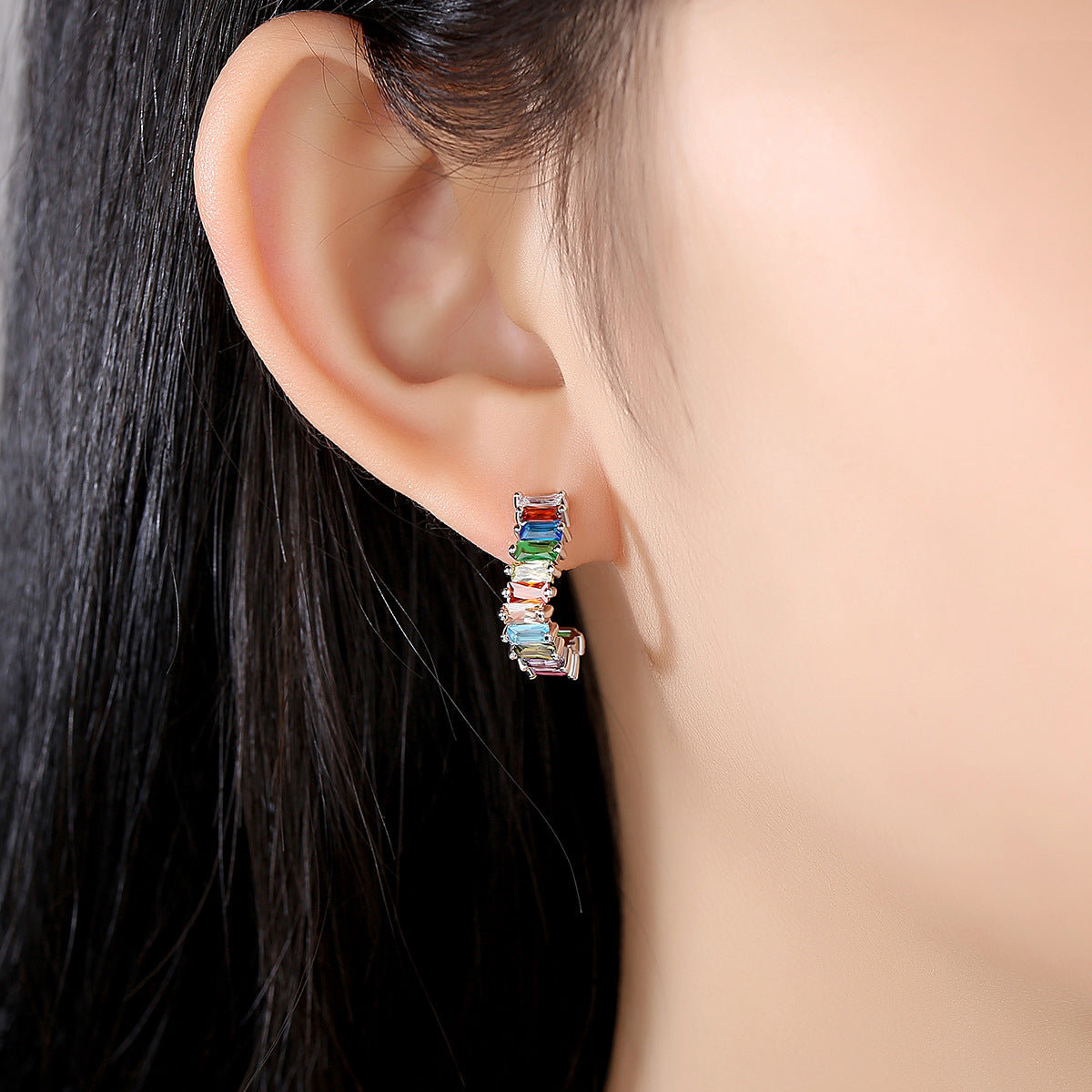 Multicolor Crystal and Silver-Plated C-Shaped Huggie Earrings, silver huggie earrings, elegant gift for her, lifestyle look