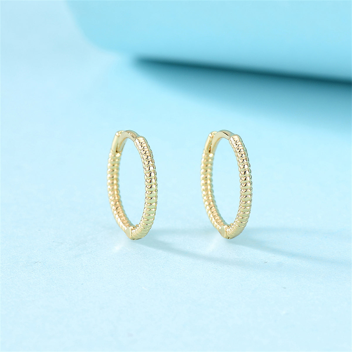 18K Gold-Plated Twine Huggie Earrings, gold huggie earrings, vintage-inspired design, detail close-up