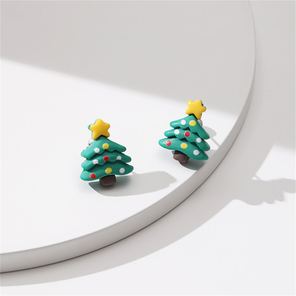 Yellow and Green Festive Tree Stud Earrings, stud earrings for women, elegant gift for her, detail close-up