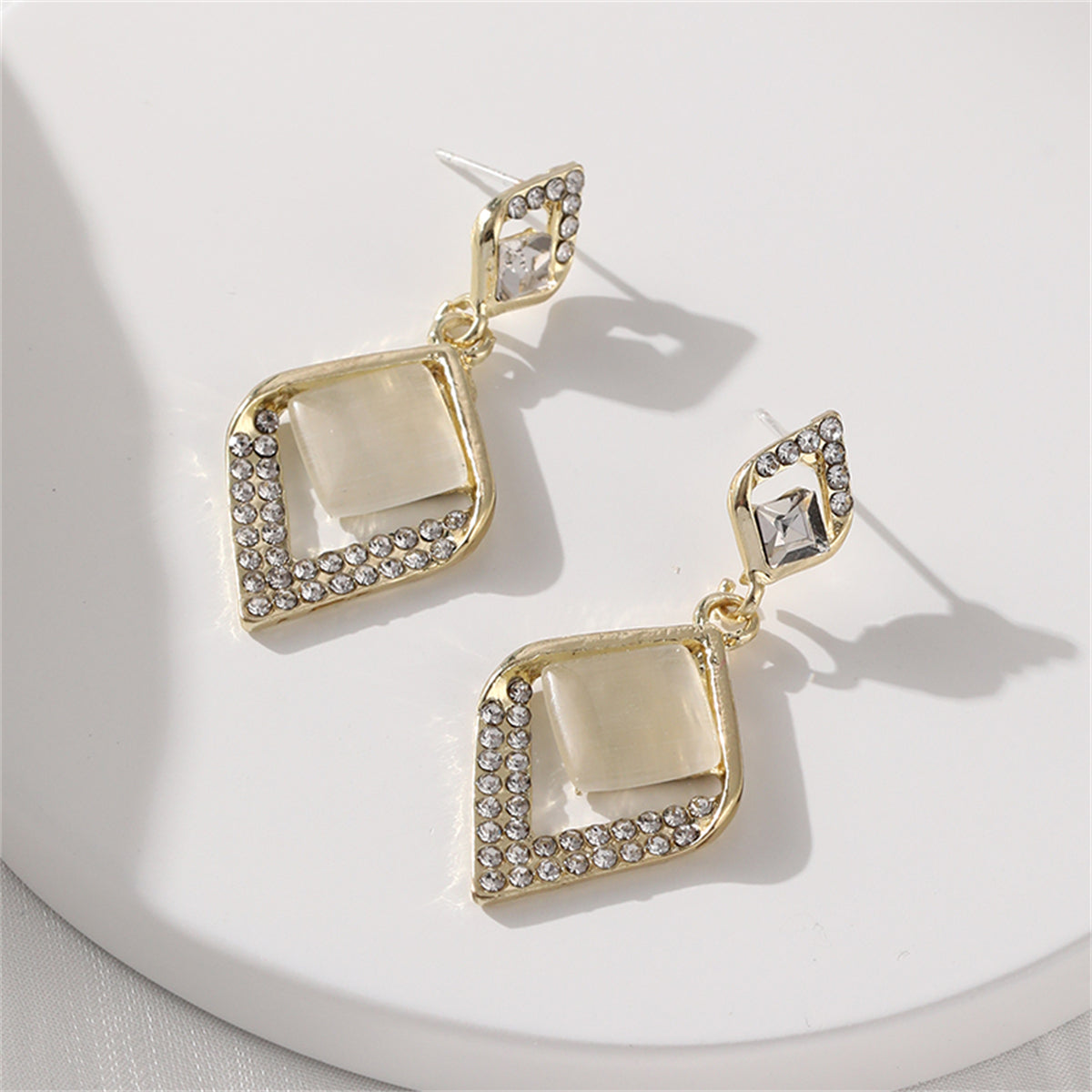 Cats Eye and Crystal Rhombus Drop Earrings, drop earrings for women, everyday style, detail close-up