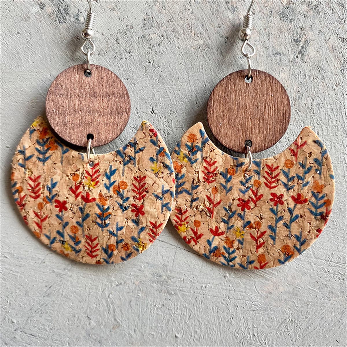 Red Multicolor Polystyrene and Wood Fan Drop Earrings, drop earrings for women, elegant gift for her, front view