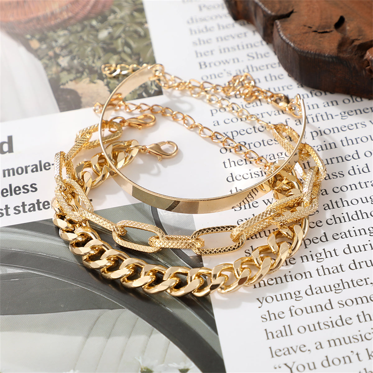 18K Gold-Plated Cable Chain Bracelet Set, jewelry gift sets for women, botanical inspired, front view