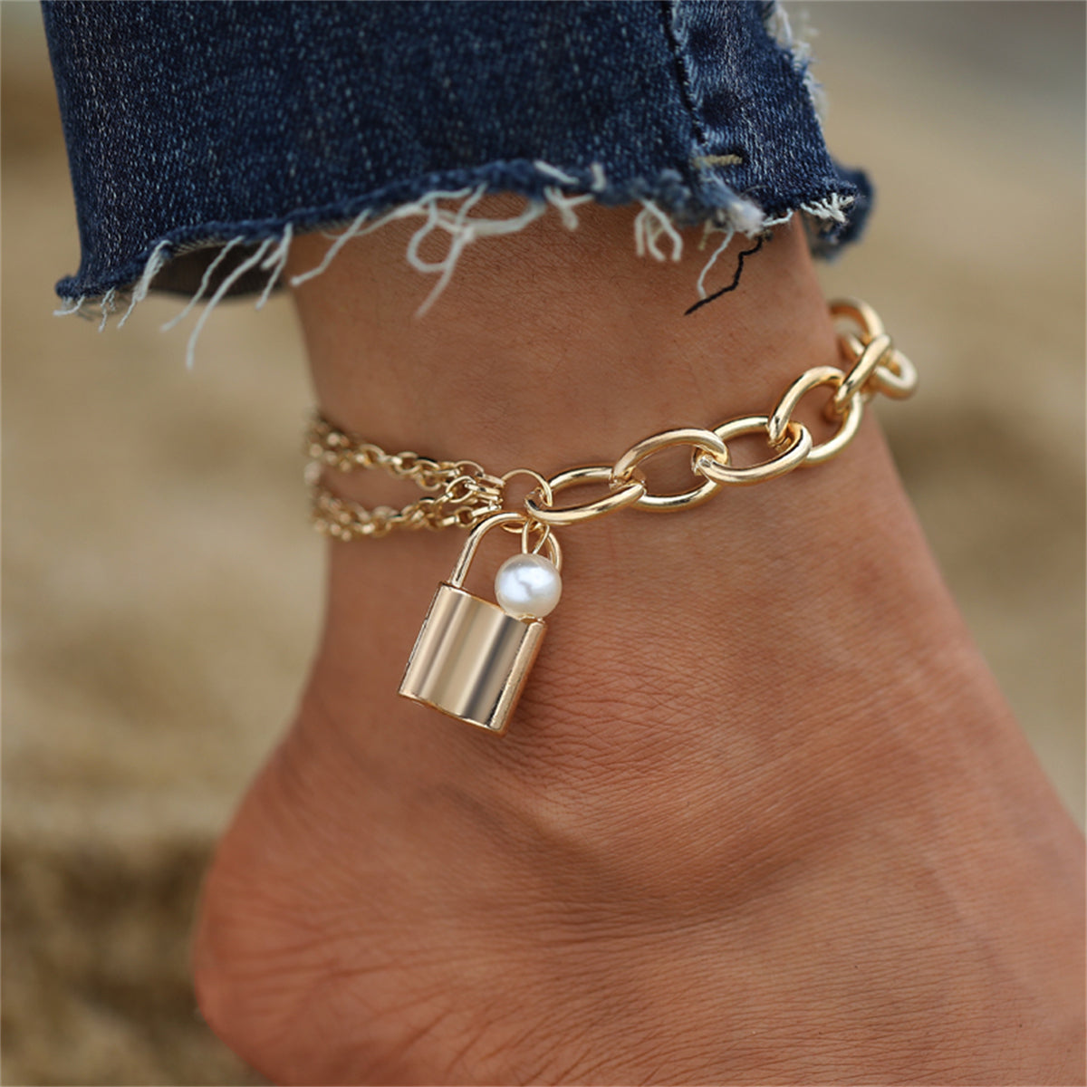 Pearl and 18K Gold-Plated Layered Chain Lock Charm Anklet, gold anklet bracelet, elegant gift for her, front view