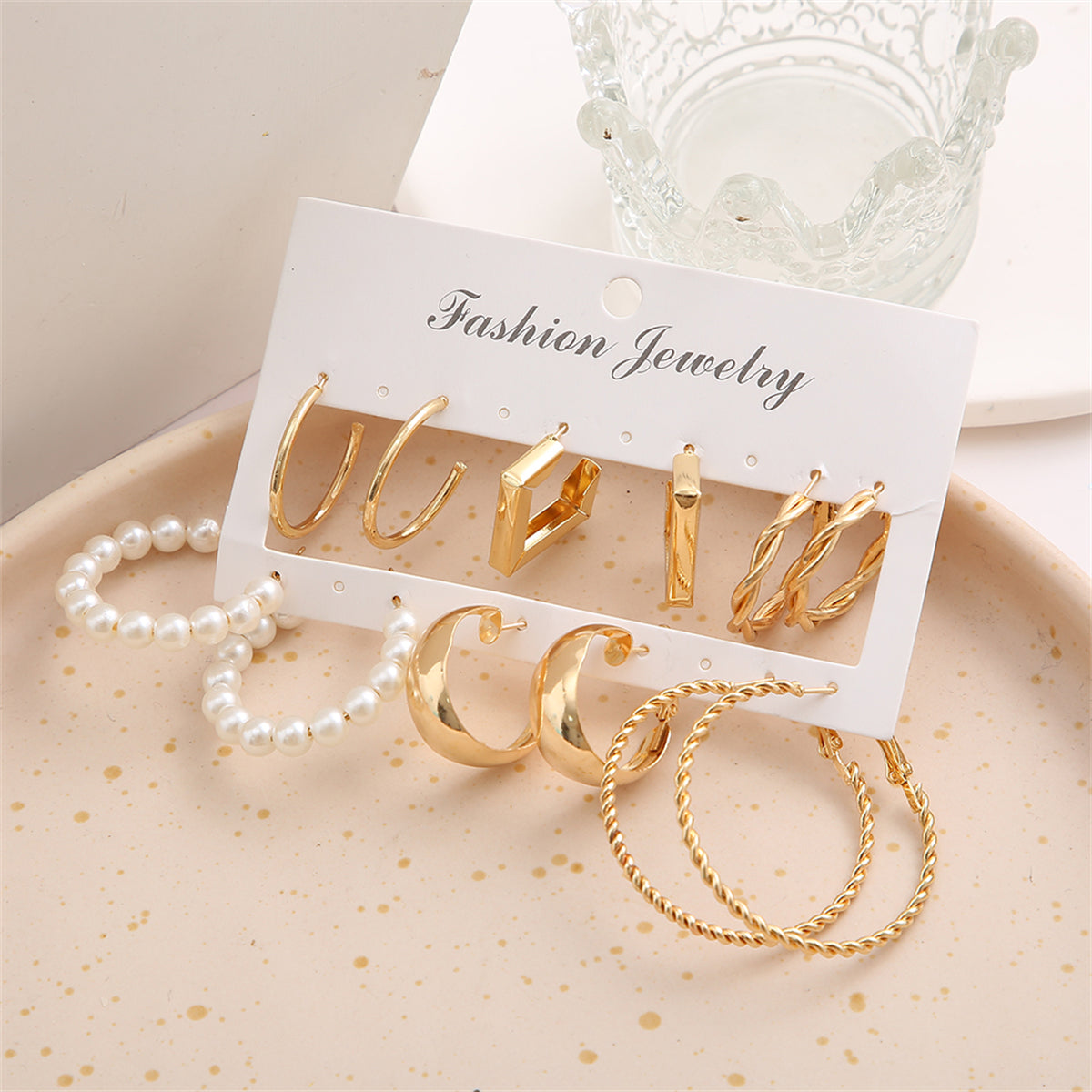 Pearl and 18K Gold-Plated Hoop Earrings Set, gold huggie earrings, dainty minimalist design, detail close-up
