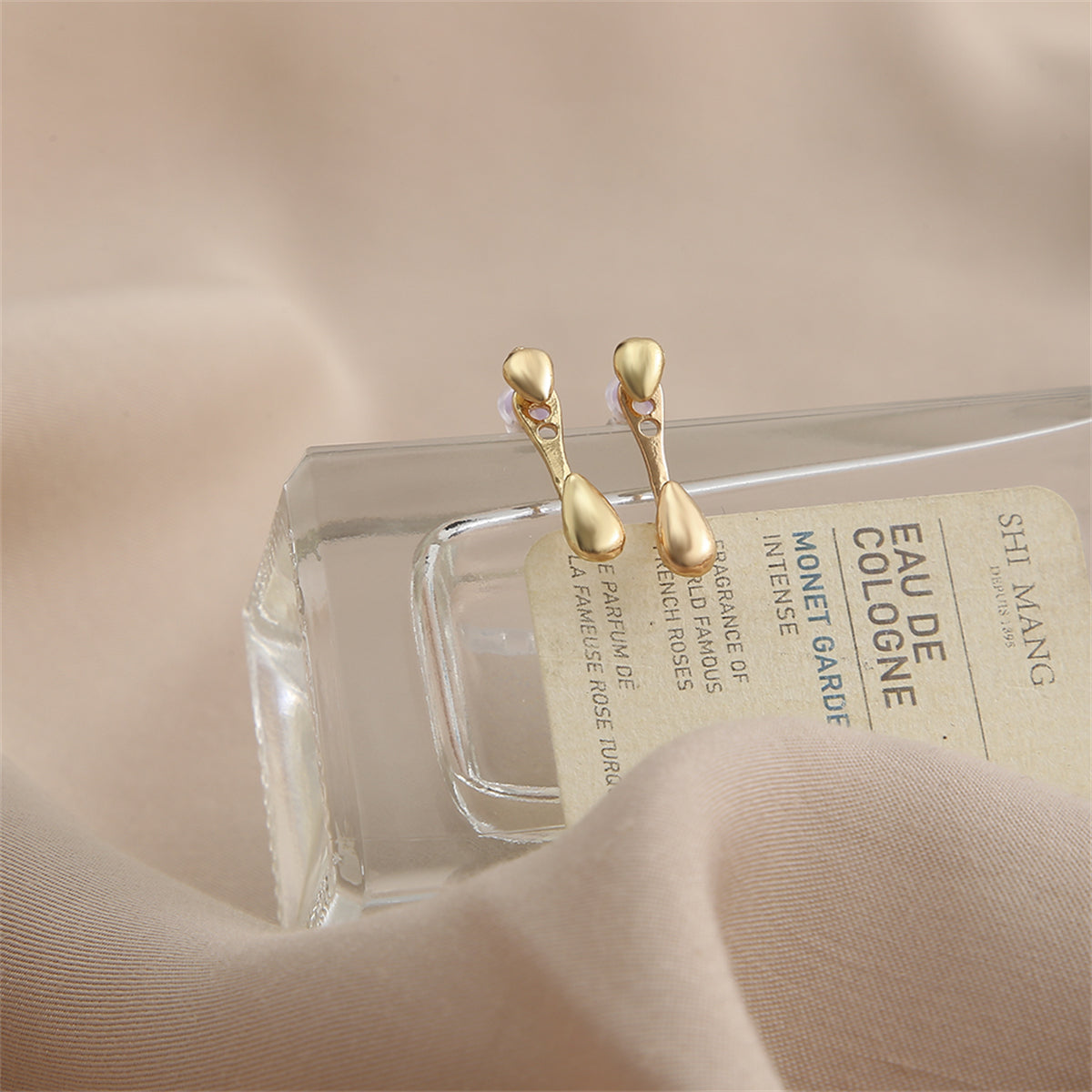 18K Gold-Plated Drop Ear Jackets, gold drop earrings for women, vintage-inspired design, styled look