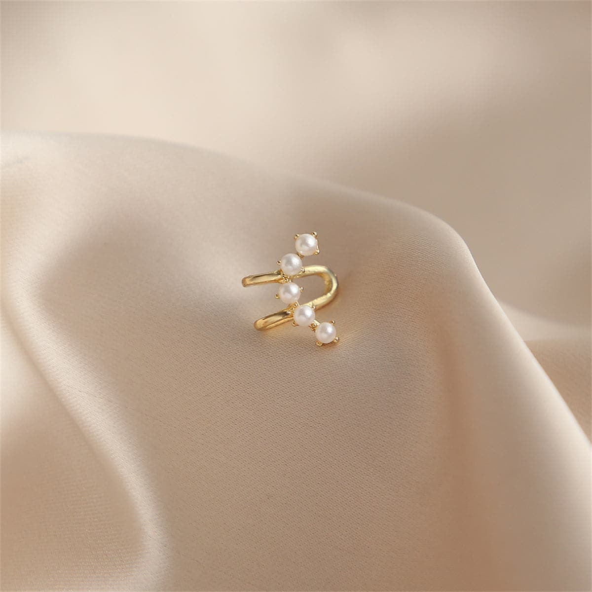Pearl and 18K Gold-Plated Ear Cuff, gold stud earrings for women, botanical inspired, lifestyle look