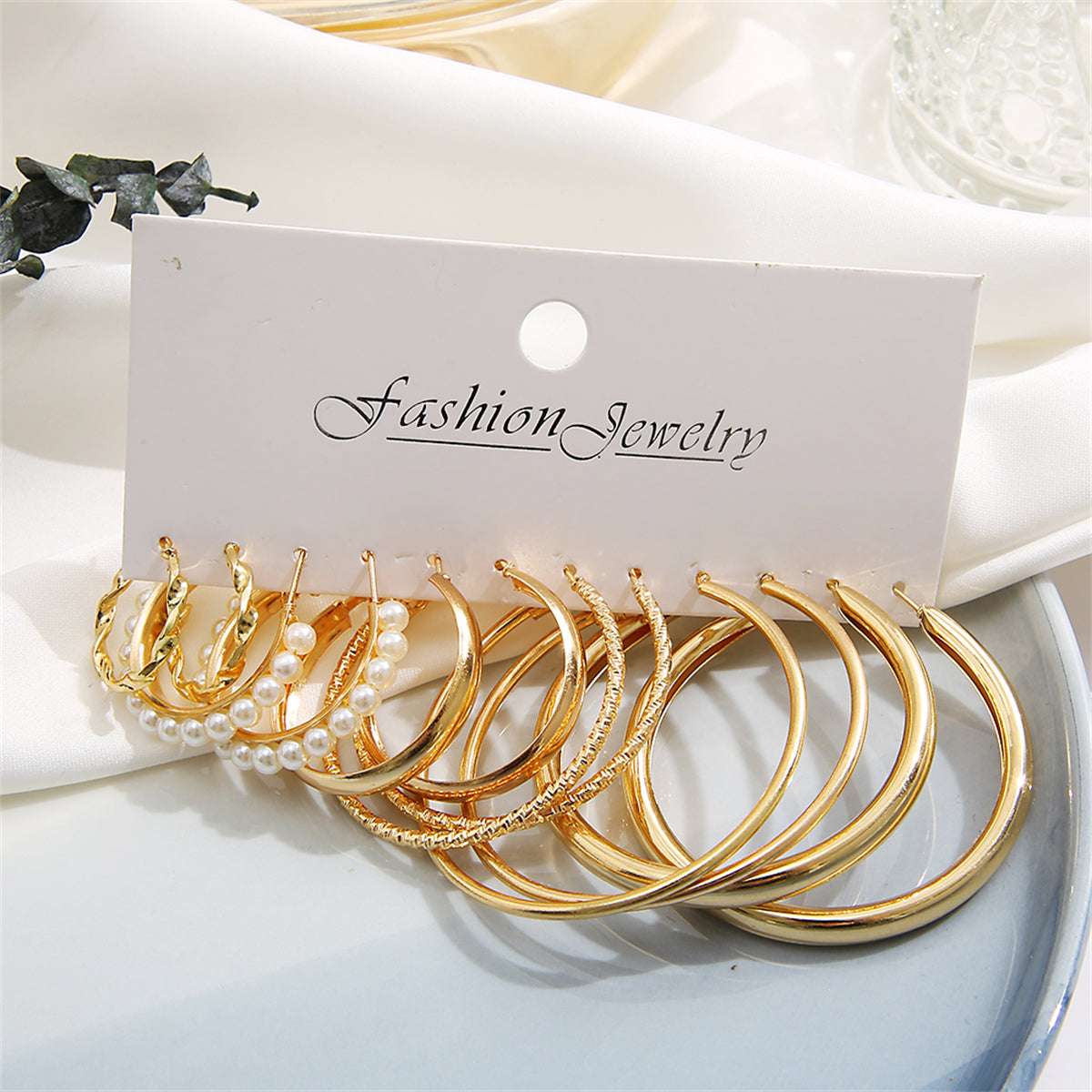 Pearl and 18K Gold-Plated Twisted Hoop Earrings Set, dainty minimalist design, detail close-up