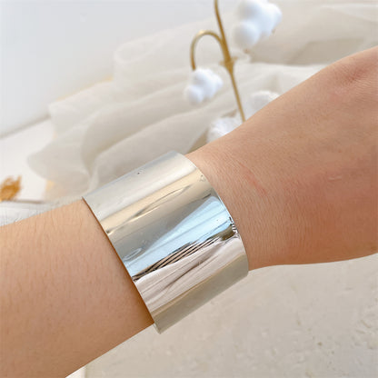 Silver-Plated Chain Wide Cuff, silver bracelet for women, everyday style, front view