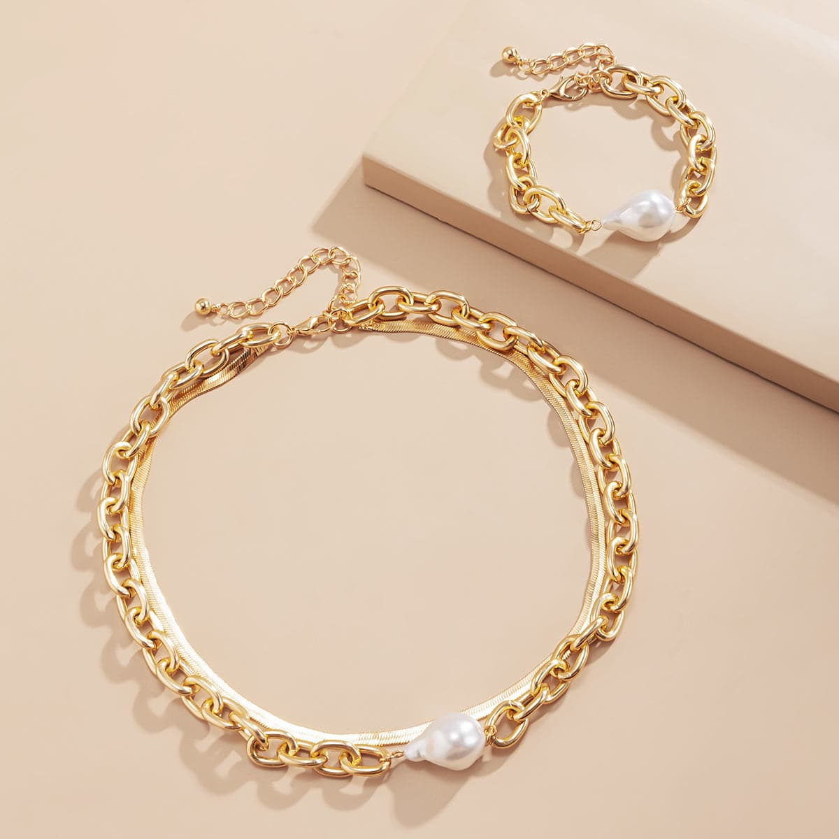 Pearl & 18K Gold Plated Snake Chain Necklace & Bracelet