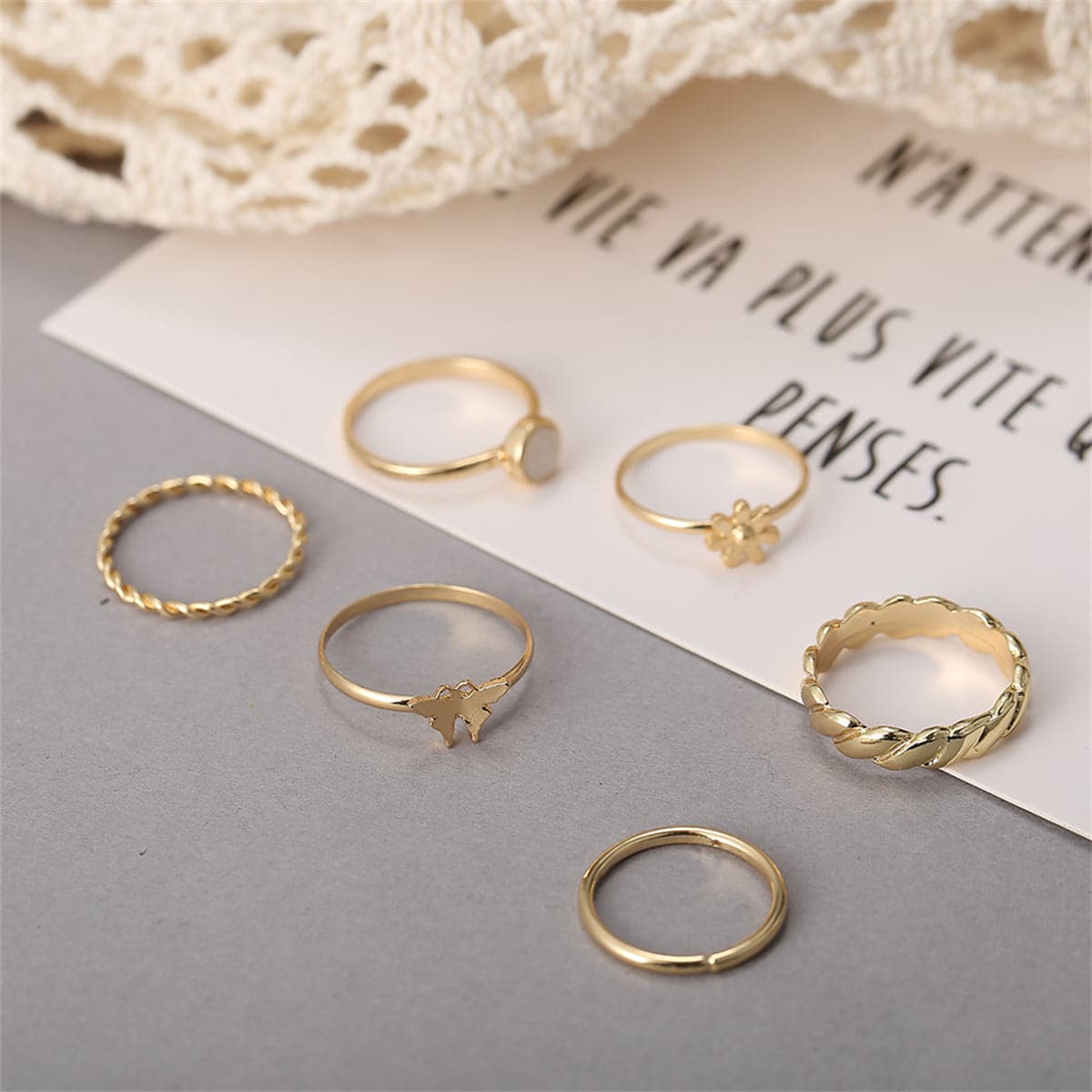 Resin and 18K Gold-Plated Butterfly Floral Ring Set, jewelry gift sets for women, vintage-inspired design, lifestyle look
