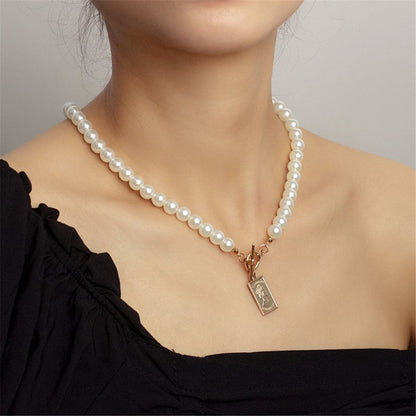 Pearl and 18K Gold-Plated Beaded Card Pendant Necklace, gold pendant necklace for women, elegant gift for her, front view