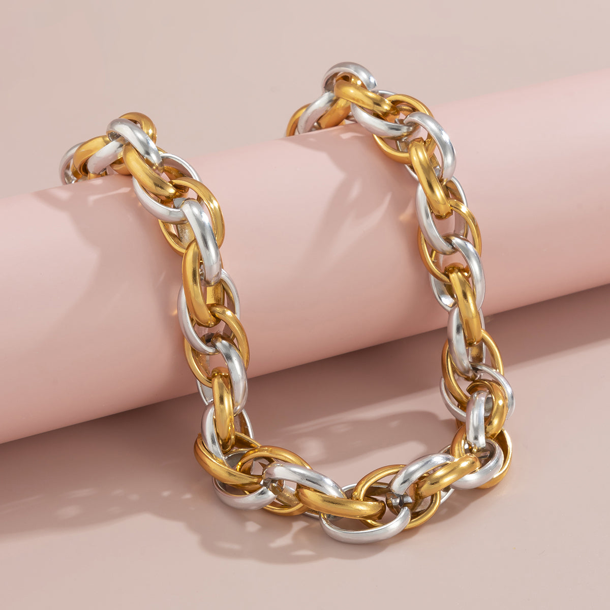 Two-Tone Twisted Chain Necklace, pendant necklace for women, everyday style, side view